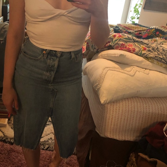 Levi Strauss Medium Blue Denim button up Slit Skirt - Picture 5 of 5